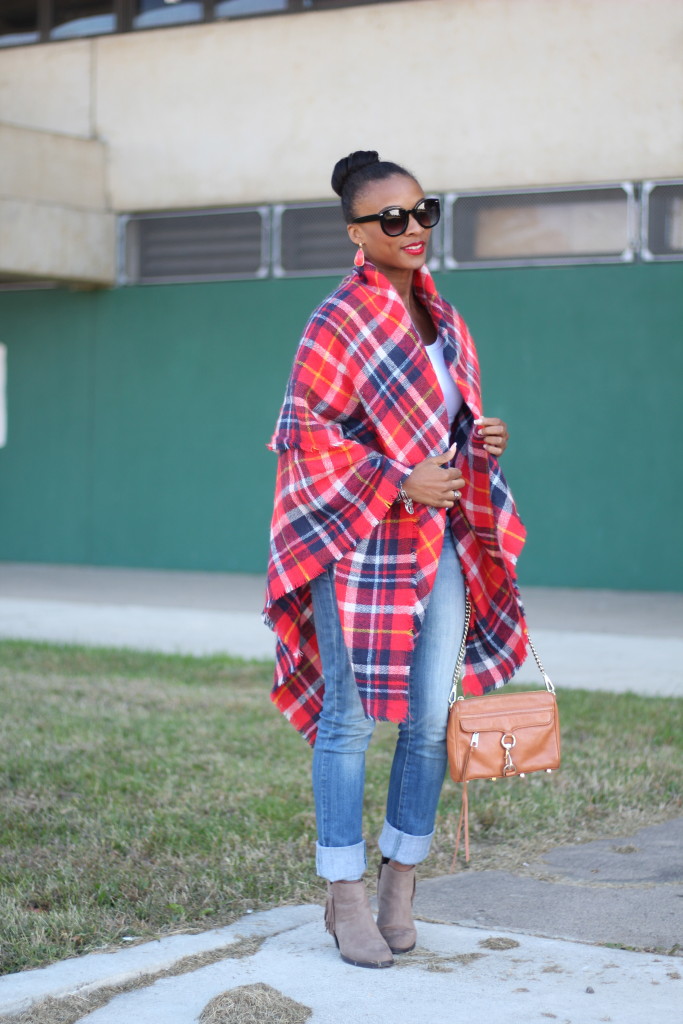 Blanket Poncho3 Vida Fashionista